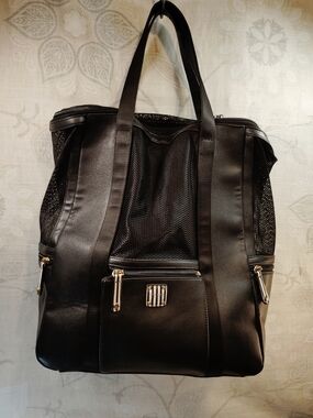 Henri Bendel Pet Carrier Backpack with Top Handles And Front Zip Pocket